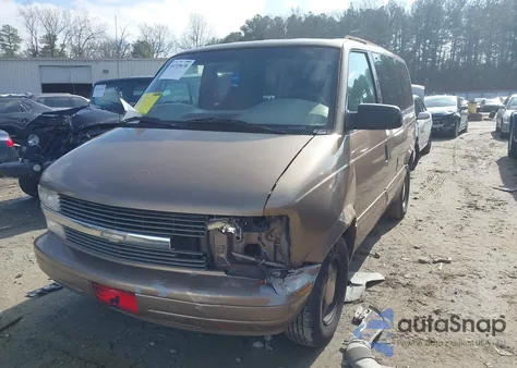 2000 Chevrolet Astro z USA, uszkodzony, nr VIN 1GNDM19W7YB115625
